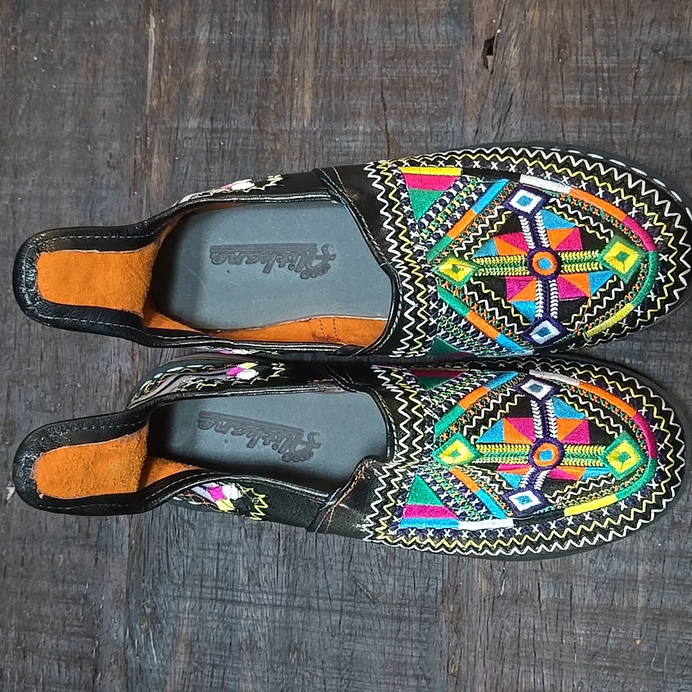 Moroccan leather moccasins